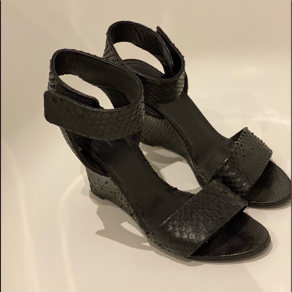 Celine Strappy Sandals. Size 7 - Picture 2 of 8